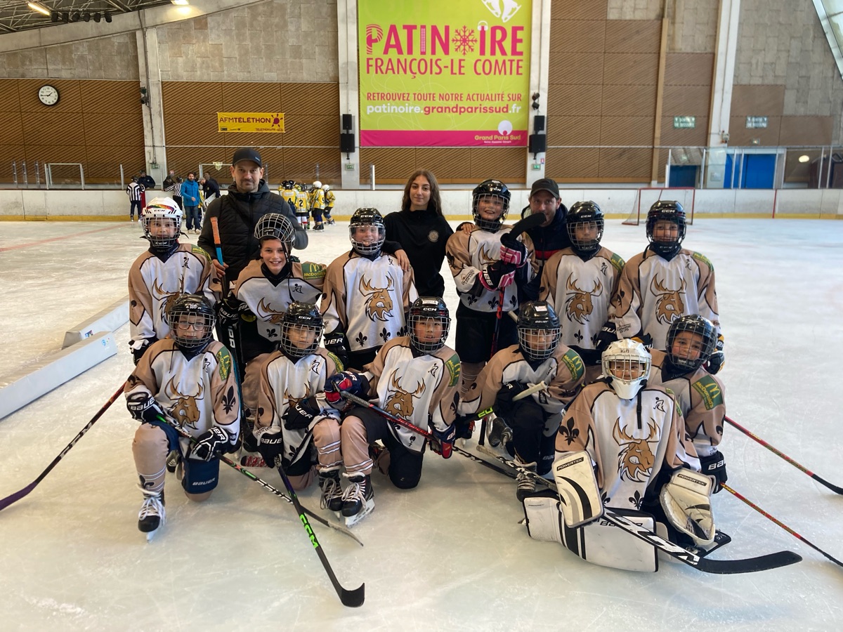 tournoi U11  hockey sur glace caribous de seine et marne